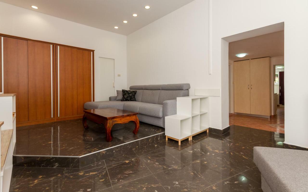 Philosophy Apartment Portorož Buitenkant foto